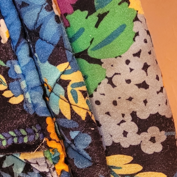 Vera Bradley Crossbody Bag - Picture 8 of 9